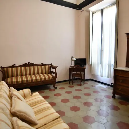 Дом отдыха Palazzo D'aste Альбенга