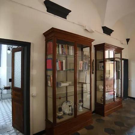 Palazzo D'aste Альбенга